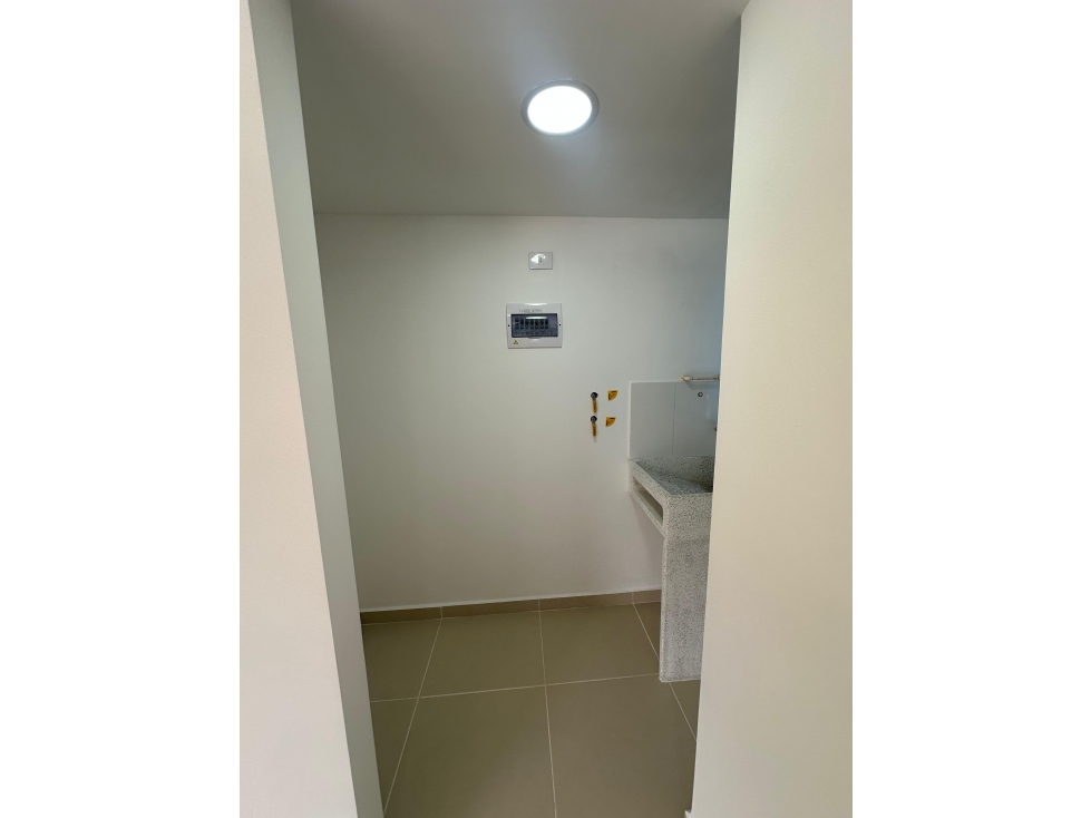 RENTO APARTAMENTO EN SABANETA UNIDAD DUBLIN — foto 5