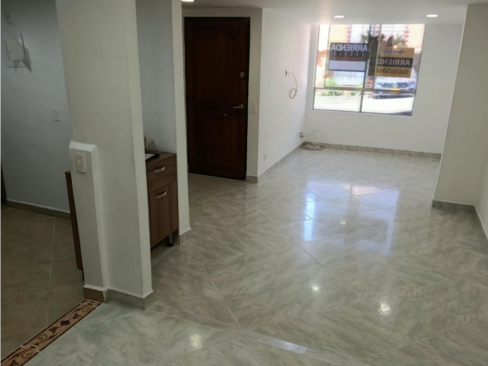 CASA EN ARRIENDO ROBLEDO — foto 4