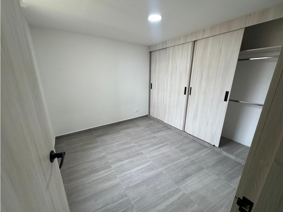 arriendo apartamento Calasanz — foto 3