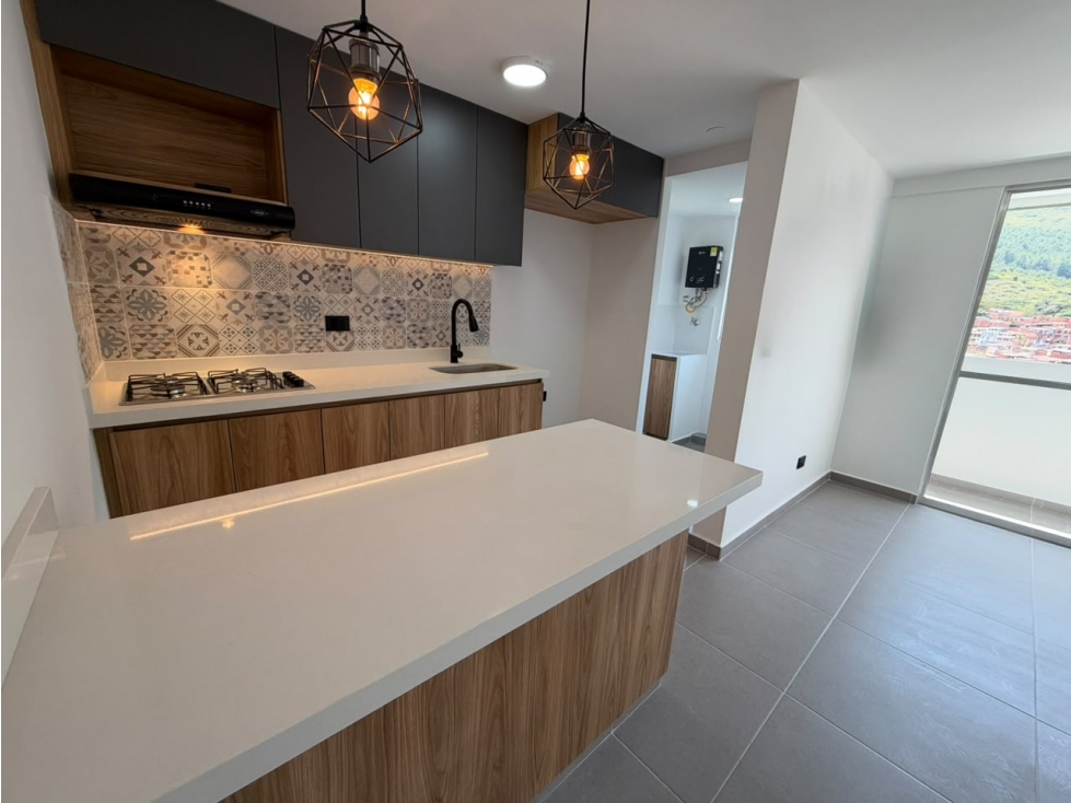 ARRIENDO APARTAMENTO EN SANTA ANA BELLO — foto 2