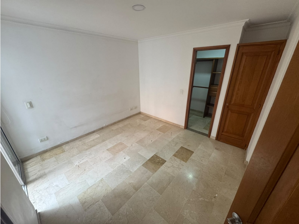 Aparta estudio en Arriendo en Laureles — foto 5
