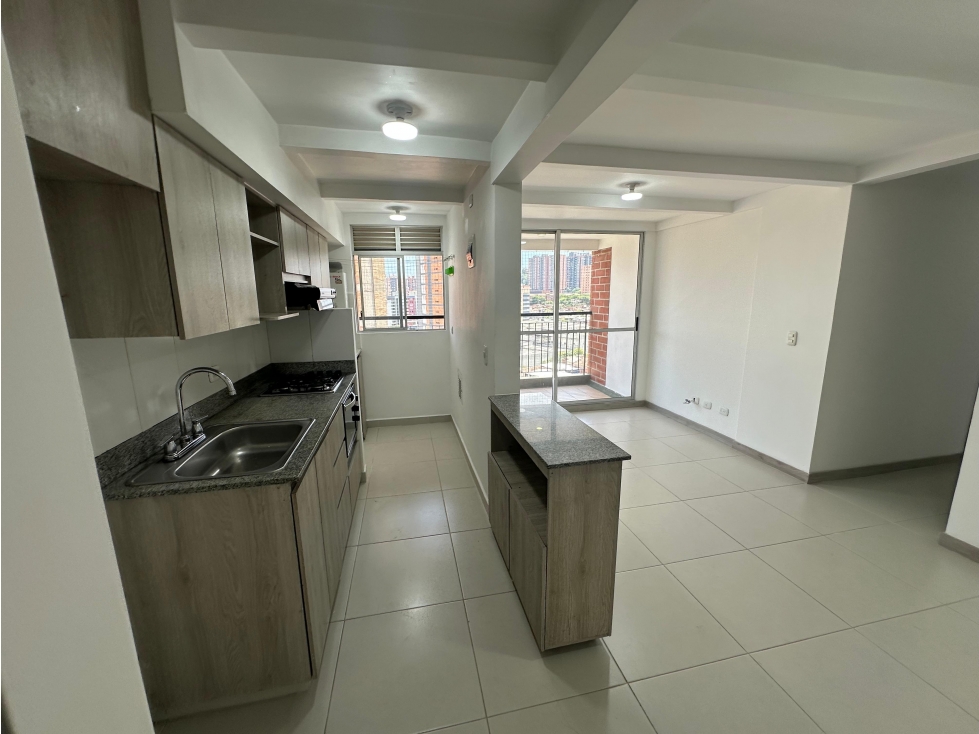 RENTO APARTAMENTO EN SABANETA PARTE PLANA CERCA AL PARQUE — foto 2