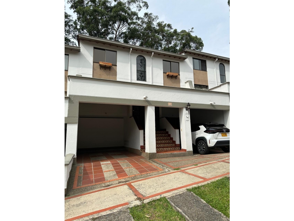 CASA EN RENTA EN EL POBLADO , MEDELLIN