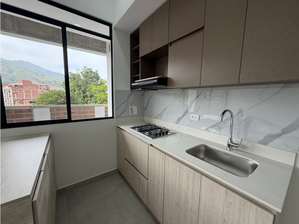 ARRIENDO APARTAMENTO EN FABRICATO BELLO — foto 2