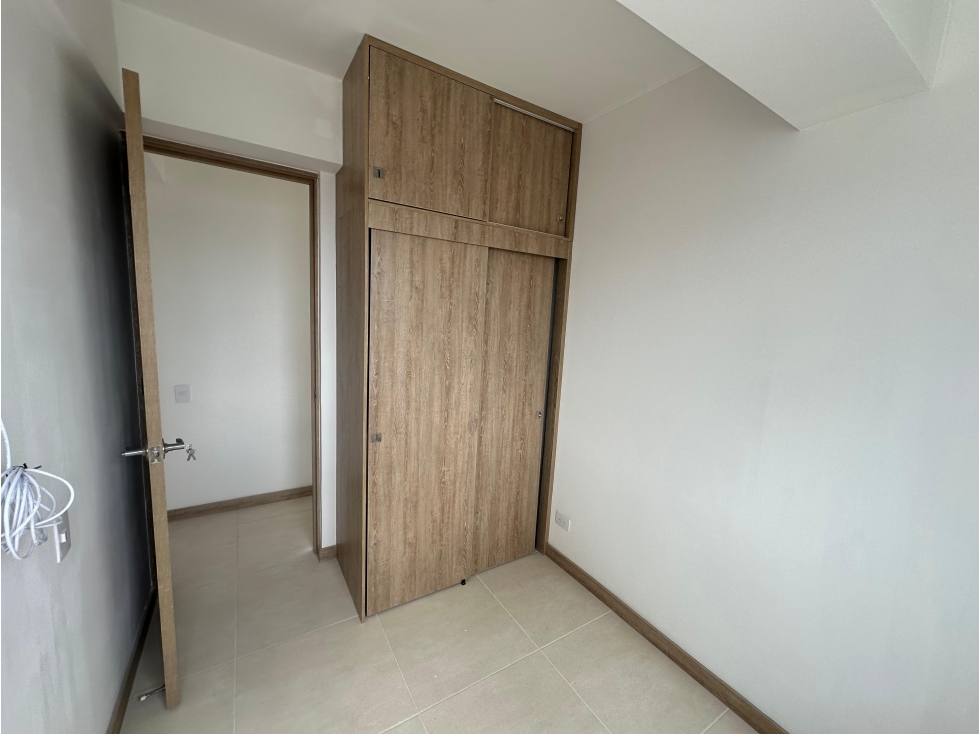 RENTO APARTAMENTO EN SABANETA UNIDAD LAGOS DEL SUR — foto 6