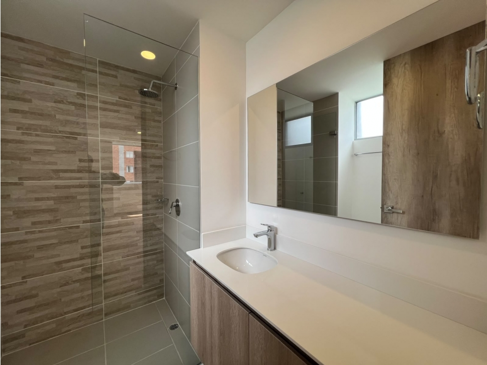 RENTO APARTAMENTO EN CIUDAD DEL RIO — foto 6