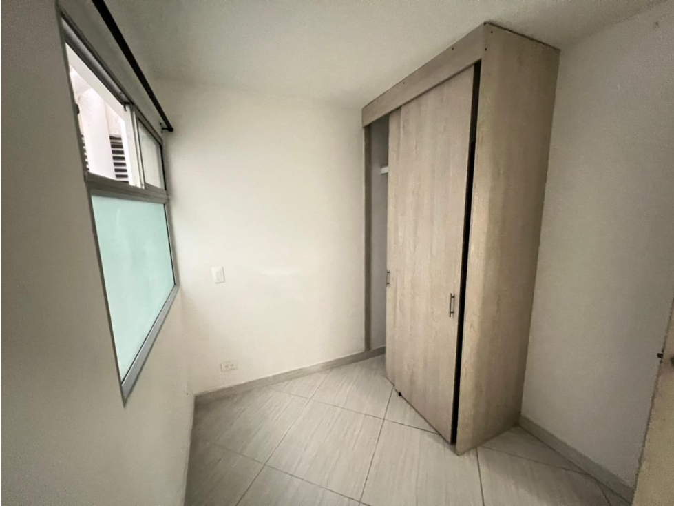ARRIENDO APARTAMENTO EN EL PARQUE DE SABANETA. — foto 6