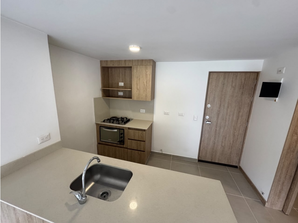 Apartamento en renta envigado loma de las brujas — foto 6