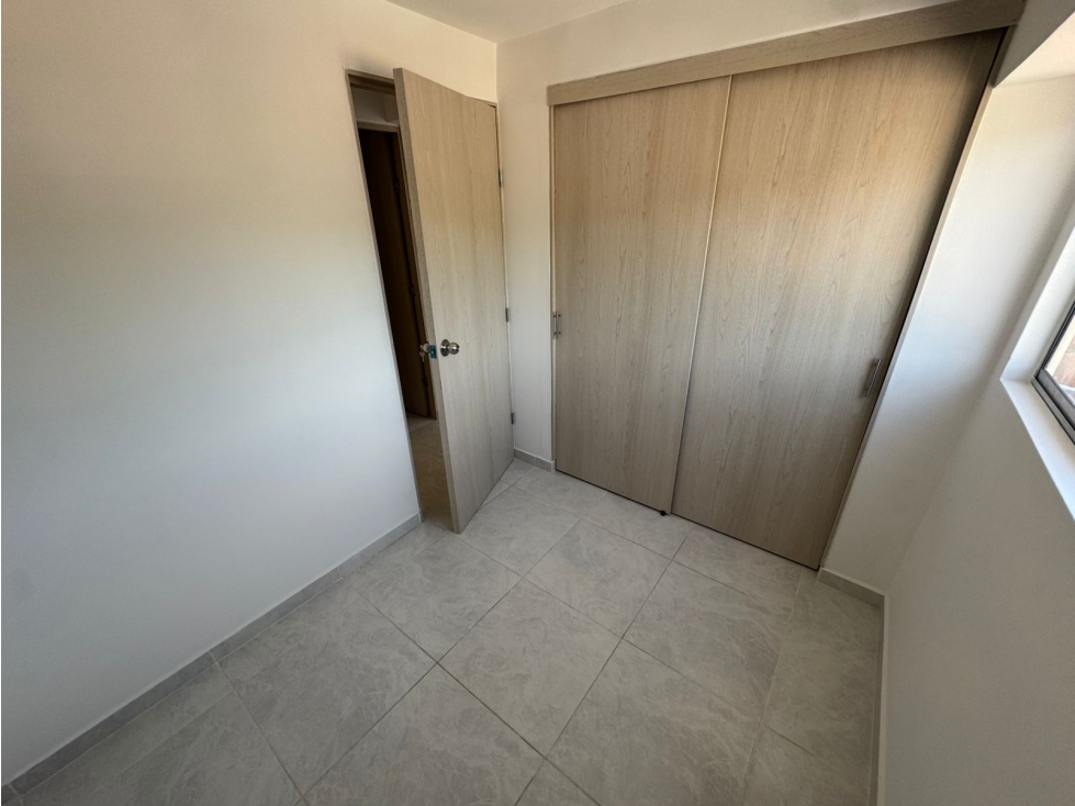 Apartamento en arriendo en Barrio cristobal — foto 5