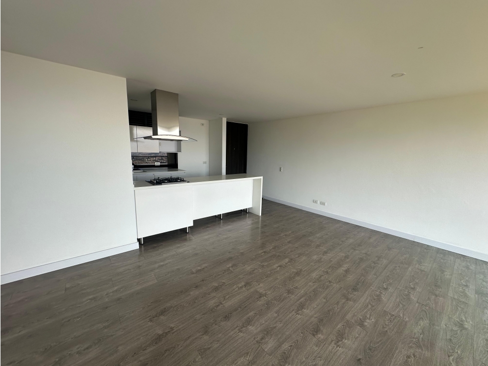RENTO APARTAMENTO EN SABANETA PARTE ALTA CON EXCELENTE VISTA — foto 6