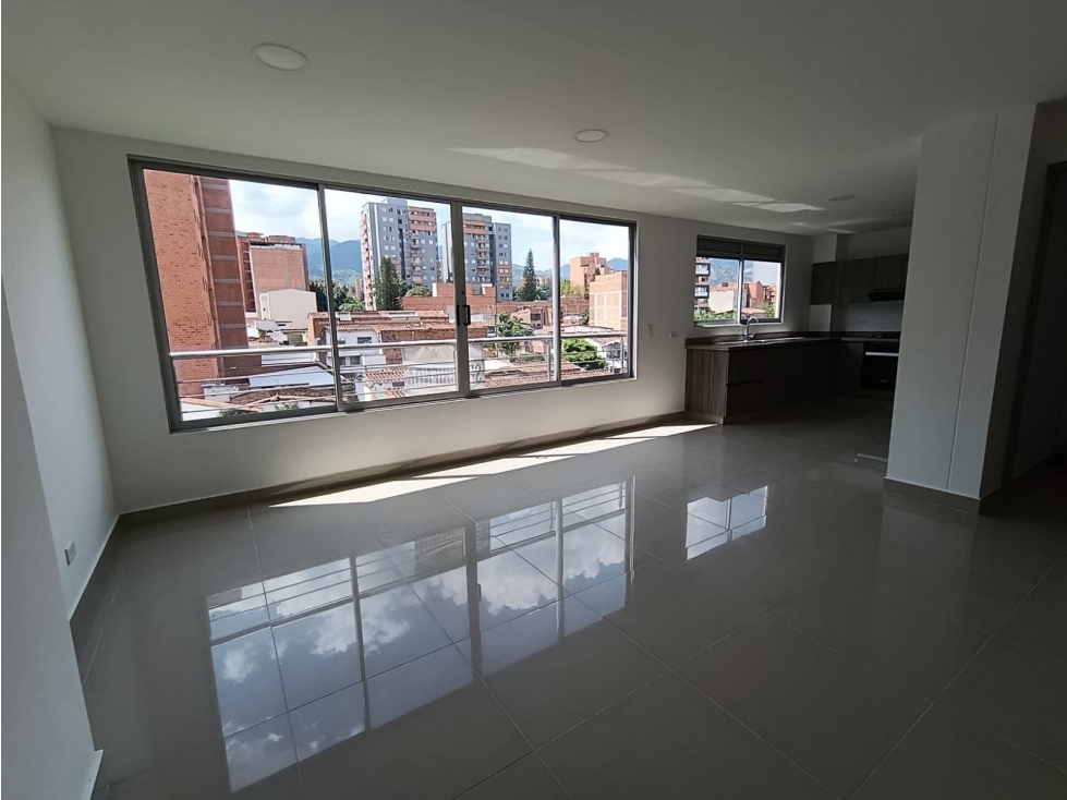 Apartamento en arriendo en la castellana — foto 3