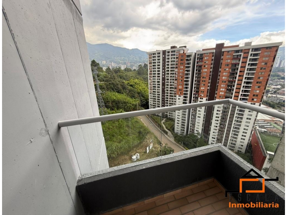 RENTO APARTAMENTO EN SABANETA UNIDAD NIDO — foto 6