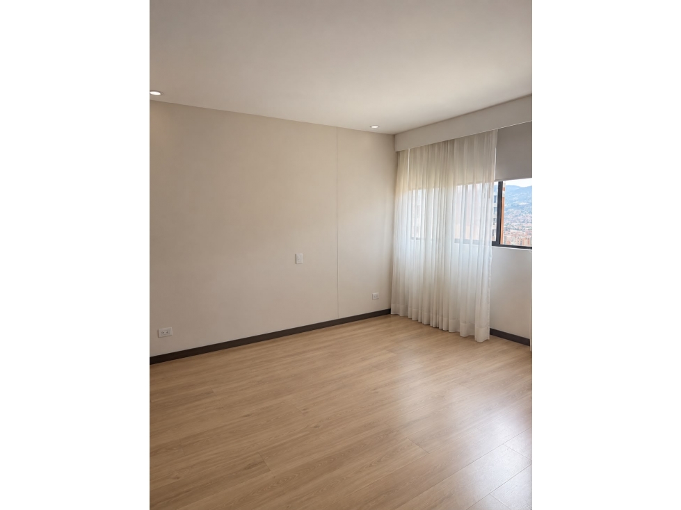Apartamento en renta ENVIGADO LOMA DEL ESCOBERO — foto 6