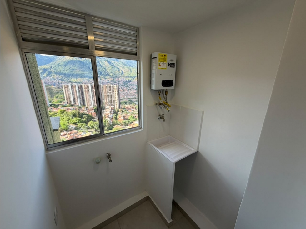 ARRIENDO APARTAMENTO EN SANTA ANA BELLO — foto 3