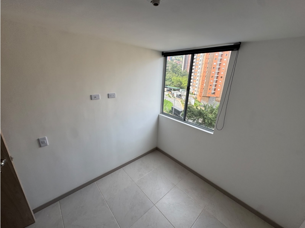 EN RENTA ENVIGADO, LOMA DE LA CUENCA — foto 3