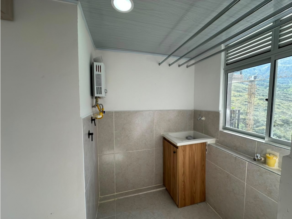 Arriendo apartamento en bello — foto 3