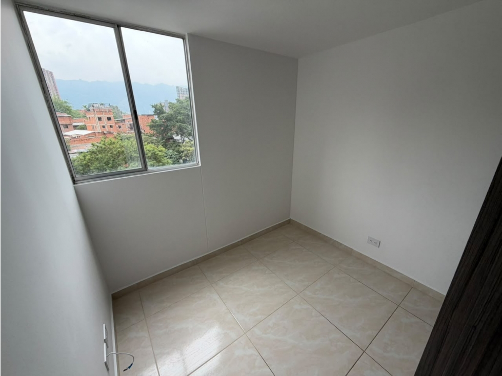 Arriendo apartamento en bello — foto 6