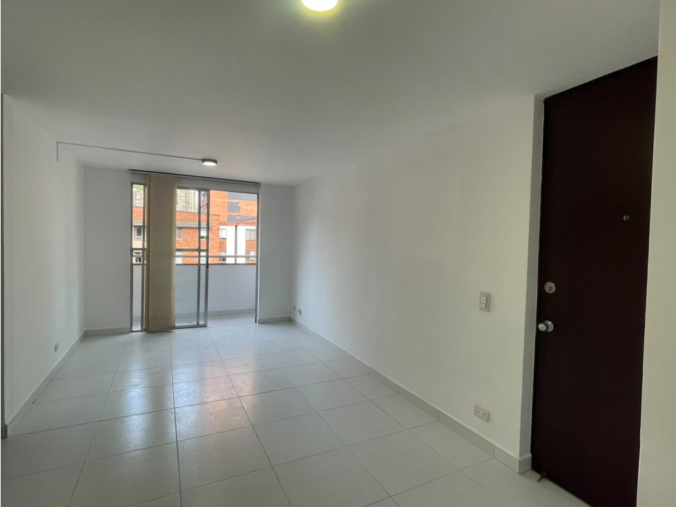 ARRIENDO APARTAMENTO CIUDAD DEL RIO — foto 3