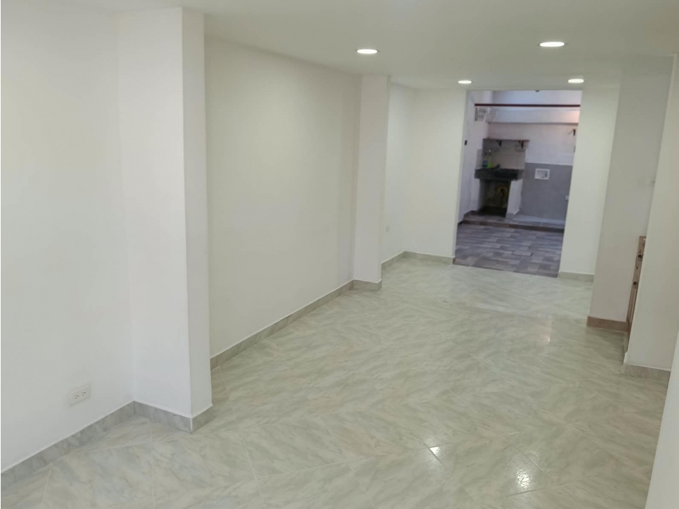 CASA EN ARRIENDO ROBLEDO — foto 3