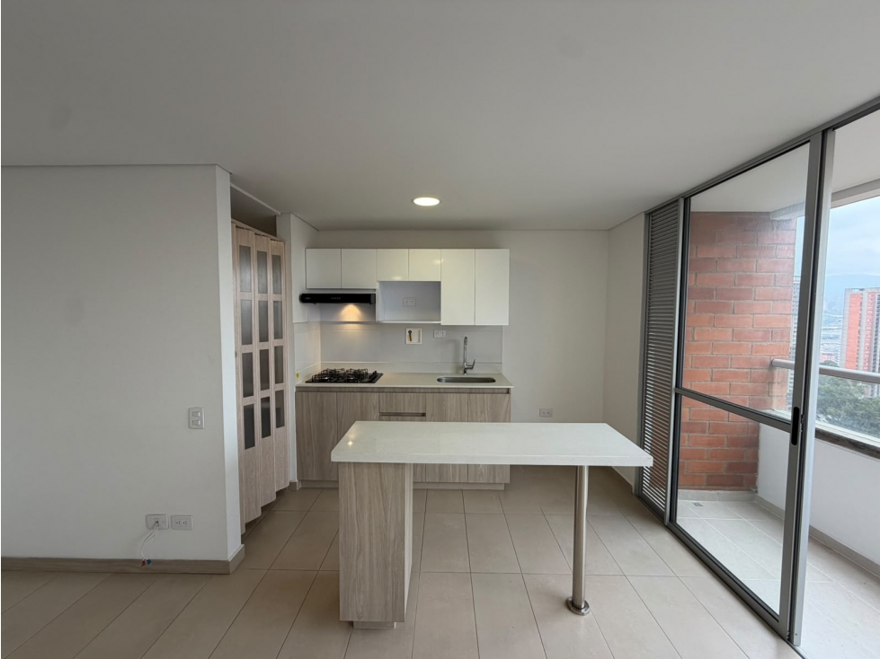 APARTAMENTO EN ARRIENDO SAN JOSE PARTE BAJA -SABANETA — foto 2