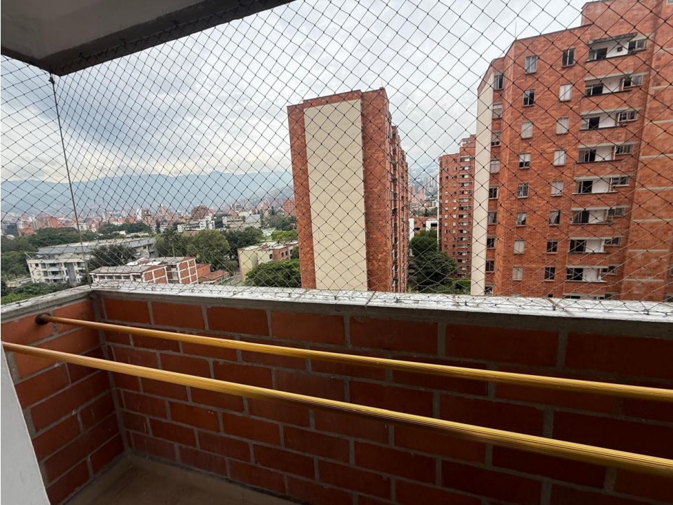 Apartamento en arriendo en los colores — foto 6
