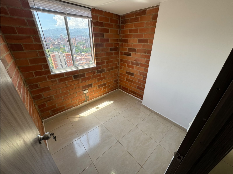 Apartamento en arriendo en Calasanz parte baja — foto 6