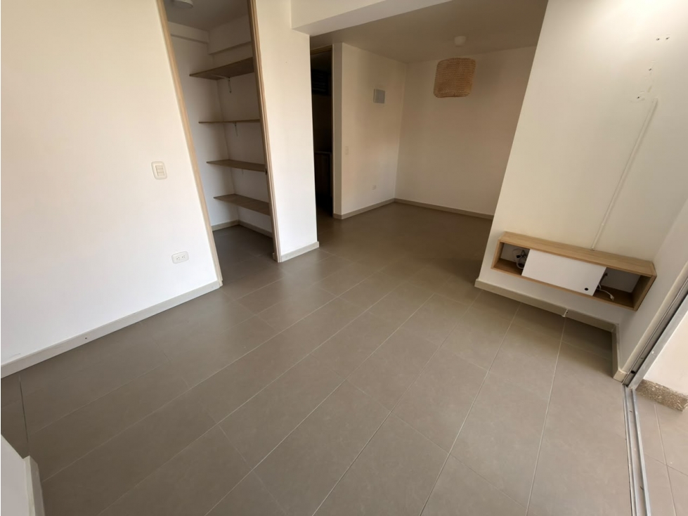 Arriendo apartamento Loma de los Bernal — foto 4