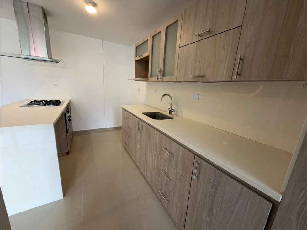 ARRIENDO APARTAMENTO EN NIQUIA BELLO — foto 3