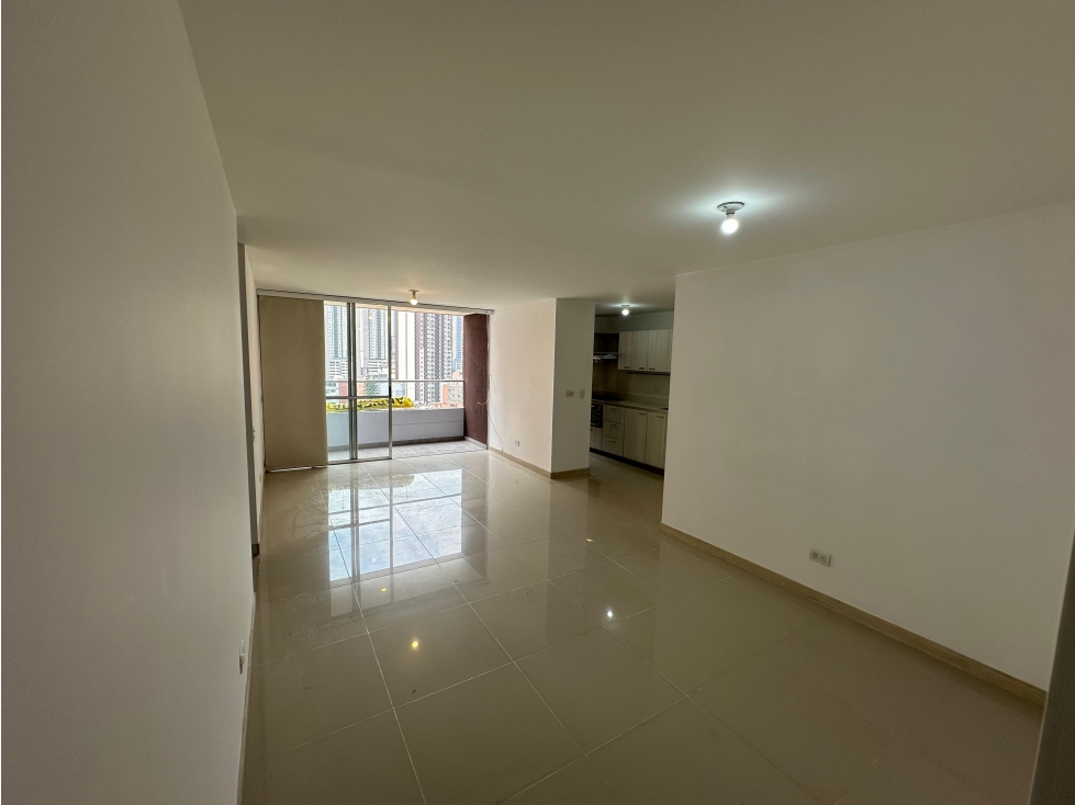 RENTO APARTAMENTO EN SABANETA PARTE PLANA — foto 3