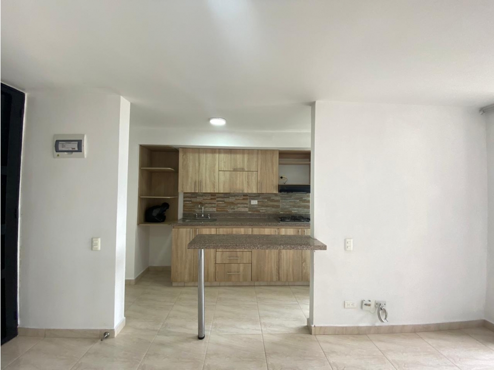 APARTAMENTO EN ARRIENDO LA DOCTORA SABANETA — foto 3