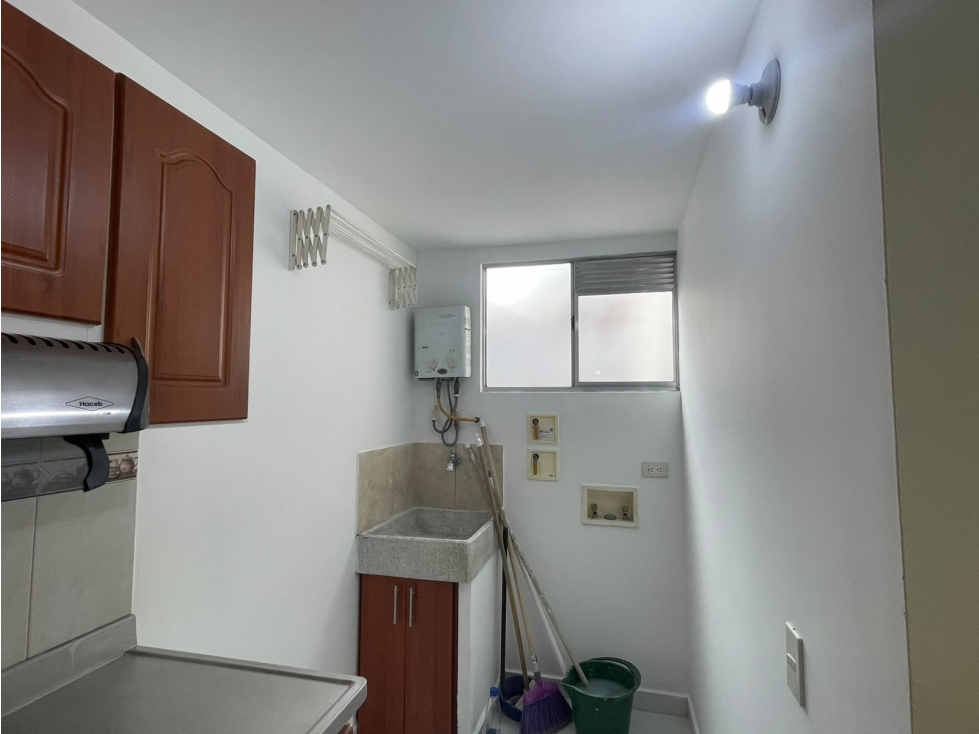 ARRIENDO APARTAMENTO CIUDAD DEL RIO — foto 4
