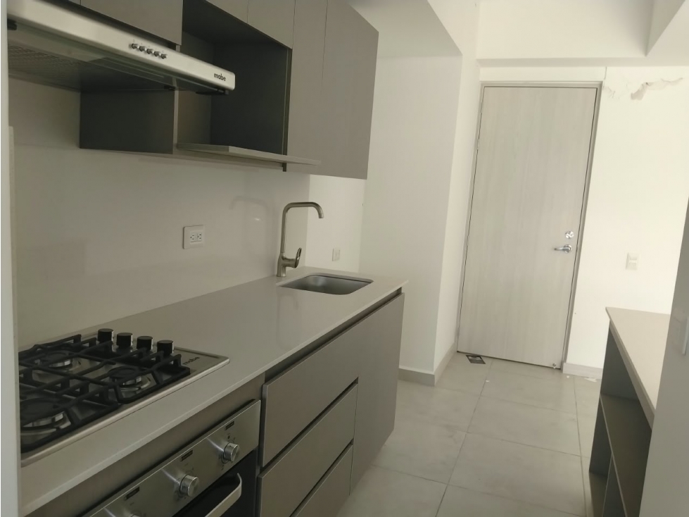 ARRIENDO APARTAMENTO EN ENVIGADO LAS VEGAS — foto 2