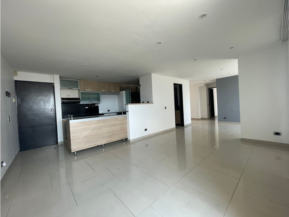 Arriendo apartamento Loma de los Berrnal — foto 3
