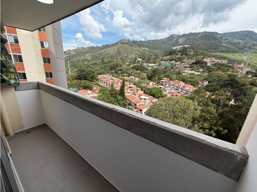 ARRIENDO APARTAMENTO EN NIQUIA BELLO — foto 6