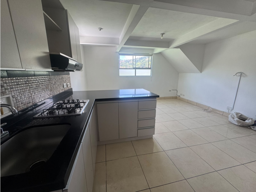 Apartamento en Arriendo en La America — foto 2