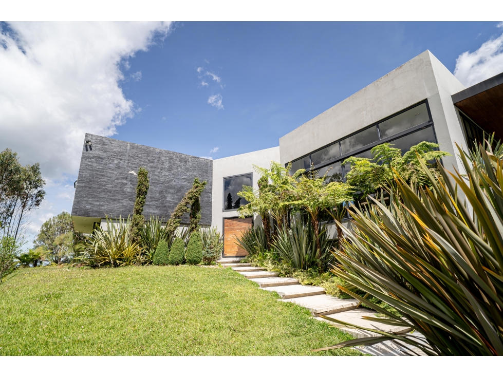 Casa en venta en altos del escobero