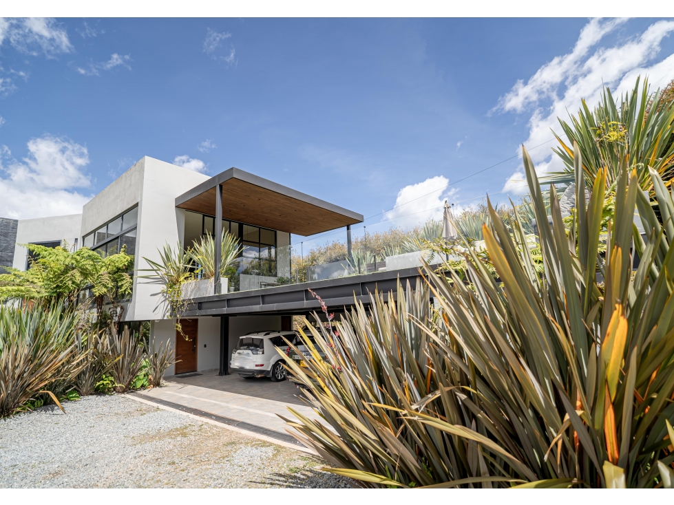 Casa en venta en altos del escobero — foto 2