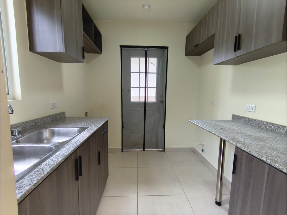 ALQUILER CASA PLAYA DORADA — foto 5