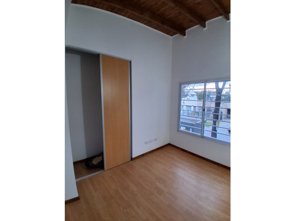 DUPLEX 2 AMBIENTES EN VENTA ITUZAINGO CENTRO — foto 5