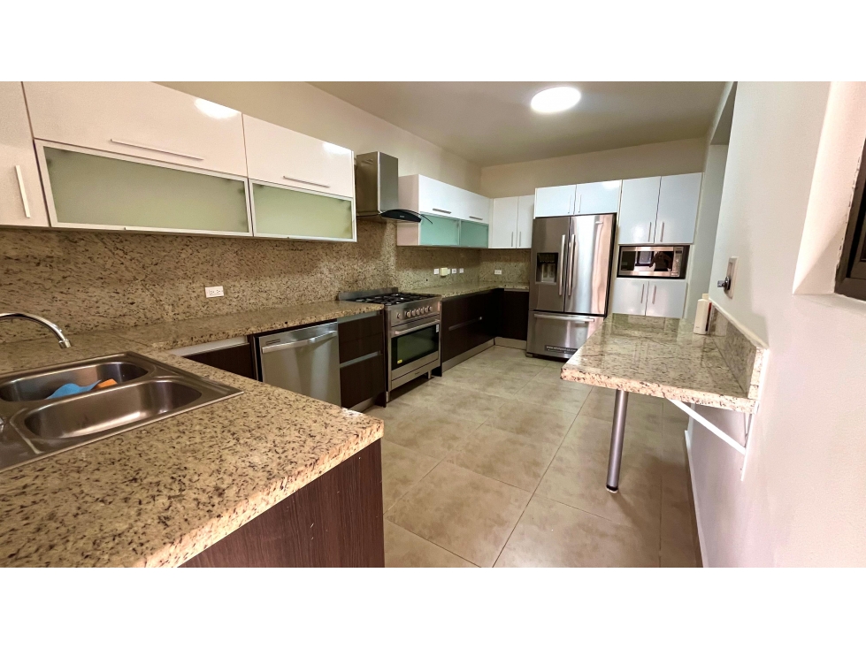 Embassy Club Venta de Casa Modeli Townhome, Clayton — foto 4