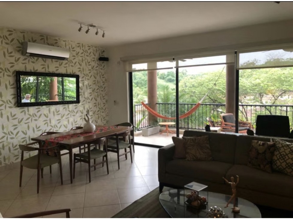 Embassy Club Venta de Apartamento Con Jardín Clayton Panamá