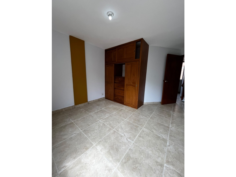 Vendo Apartamento Sector Robledo Altamira — foto 6