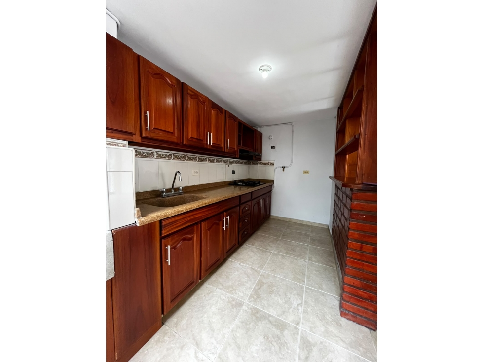 Vendo Apartamento Sector Robledo Altamira — foto 3