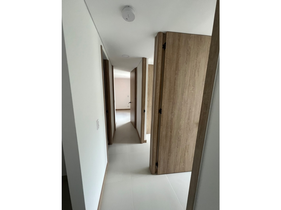 Vendo Apartamento Sector Robledo Pajarito — foto 4