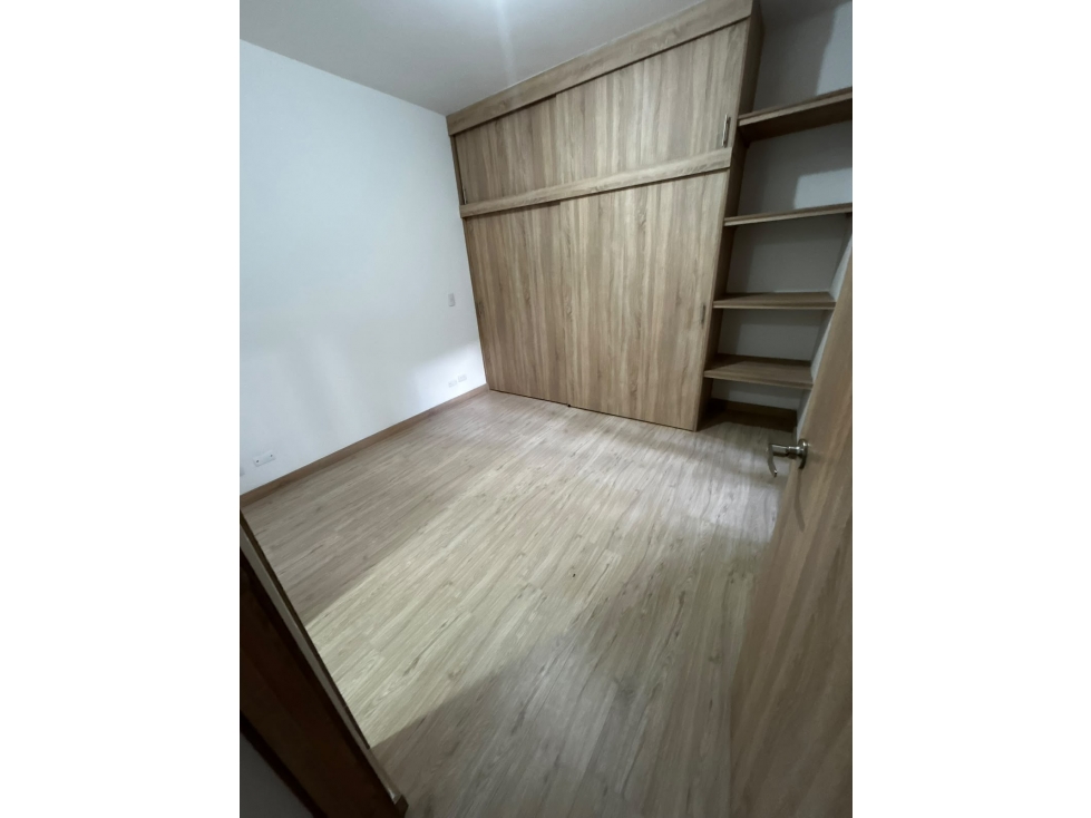 Apartamento cerca al hospital pablo Tobón en venta — foto 5