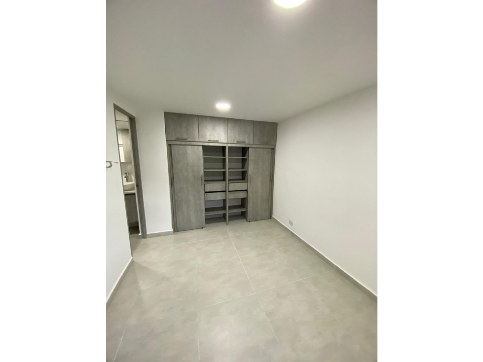 Vendo Apartamento Sector Robledo — foto 5