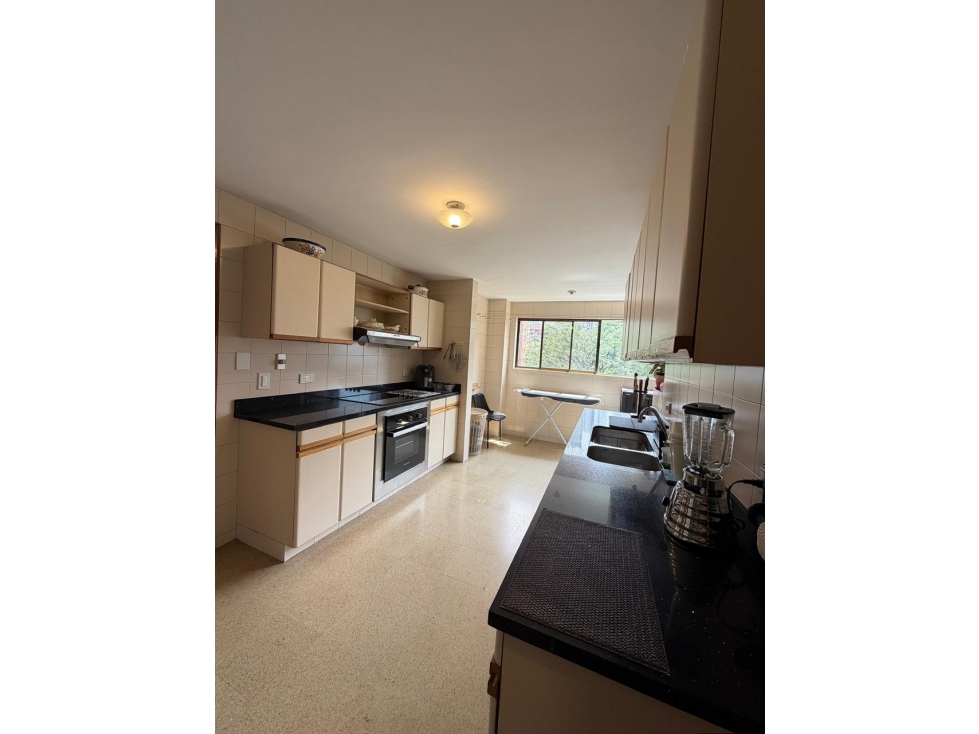 Vendo Apartamento Sector Poblado Castropol