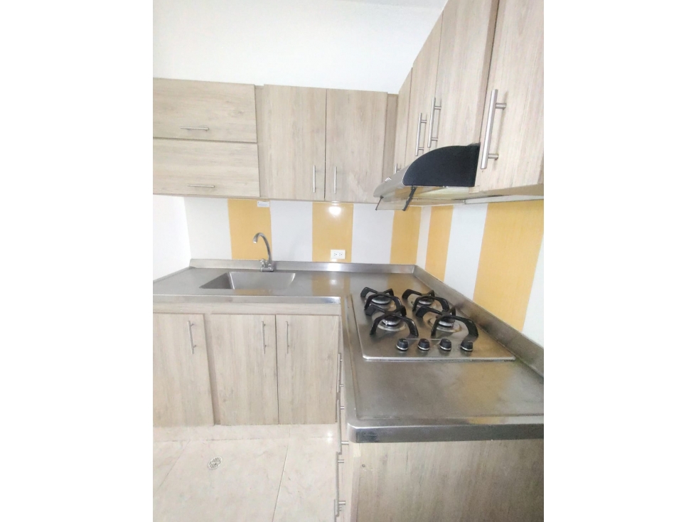 Apartaestudio en arriendo en san antonio — foto 2