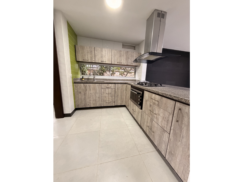 Venta de Casa en La Estrella - Casa Jardín — foto 3