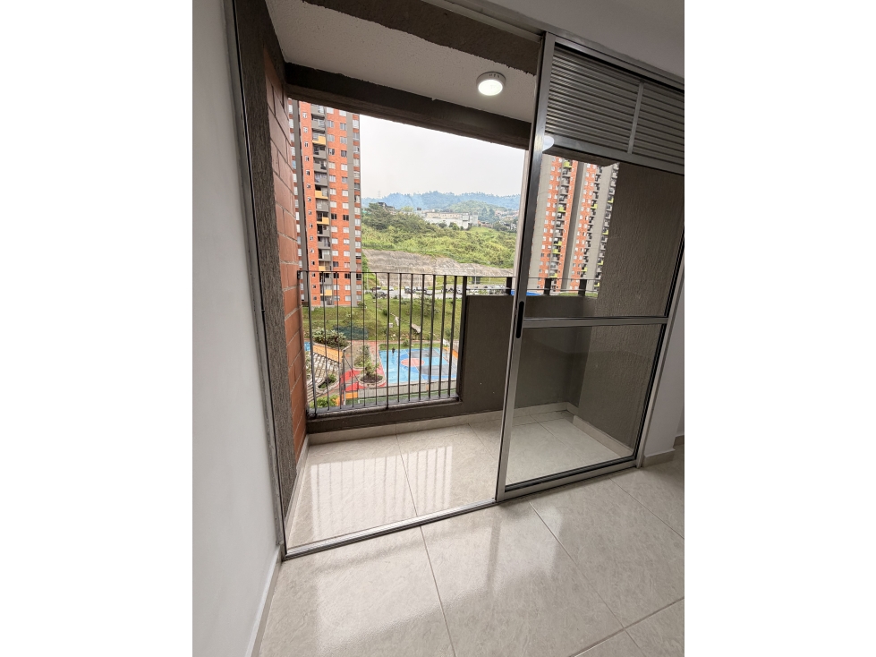 Venta de Apartamento en Itagüi Centro de la moda — foto 6